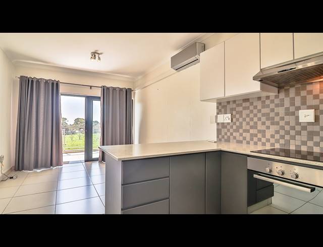 2 BEDROOM APARTMENT TO LET IN UMHLANGA RIDGE